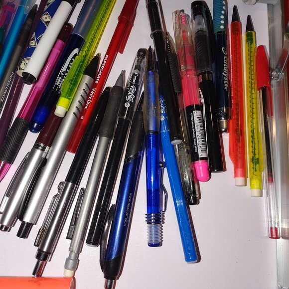 Assorted Writing Pens Pencils & Highlighters-ALL ARE WORKING . - Picture 3 of 4